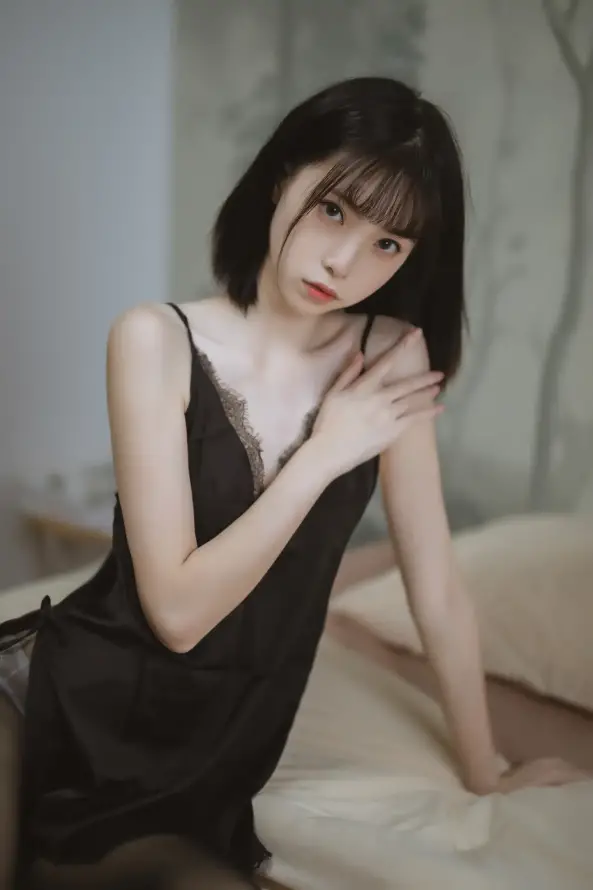 无码中文字幕av带剧情_亚洲熟女综合一区二区三区_亚洲日韩中文字幕无码一区